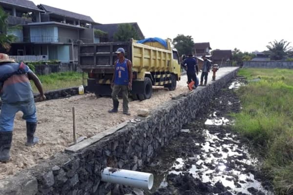 Access road construction